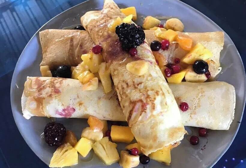 호스텔 Mantis And Moon Surf Paradise & Adventure Lodge