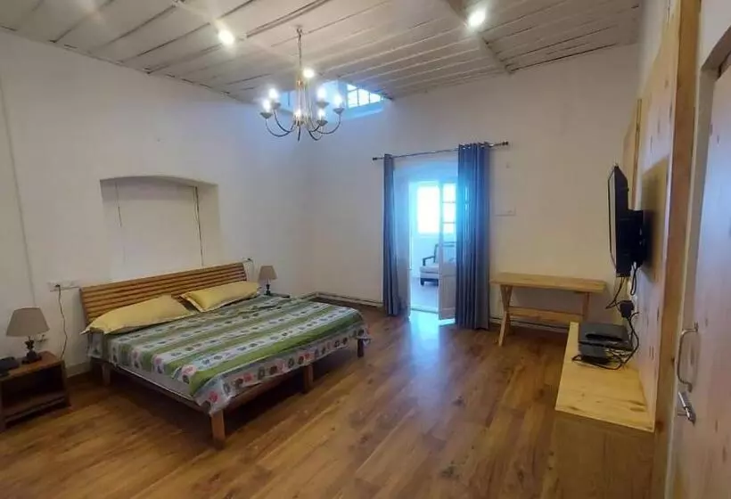 Pension Deva Deva Guest House