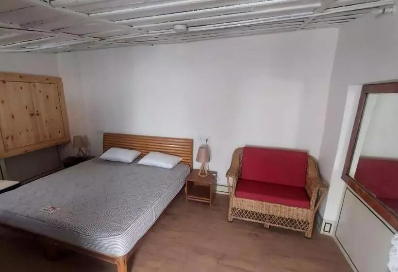 Pension Deva Deva Guest House
