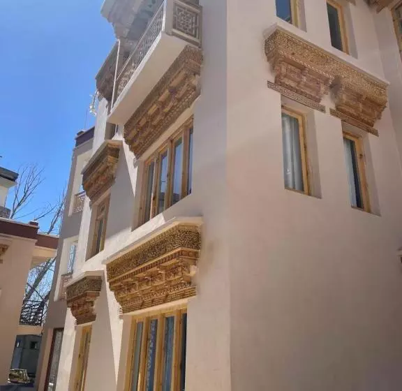 پانسیون Dgha Ldhan Guest House