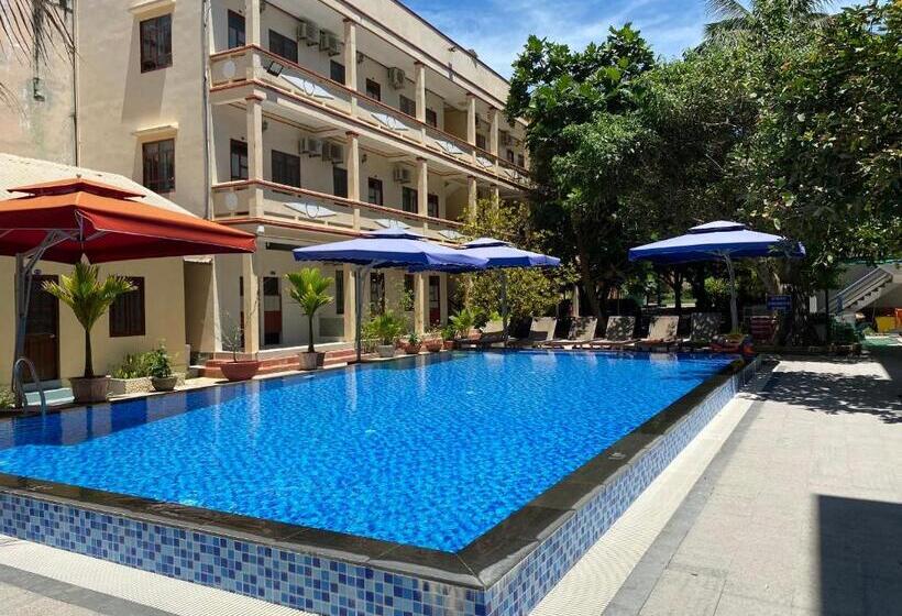 Pensionat Hoa Biển Guest House