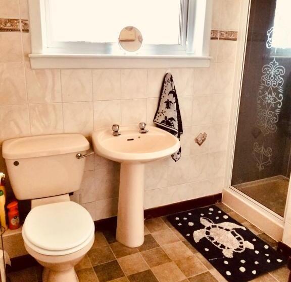 פנסיון Inverthorn House