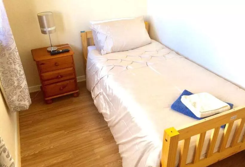 Majatalo Inverthorn House