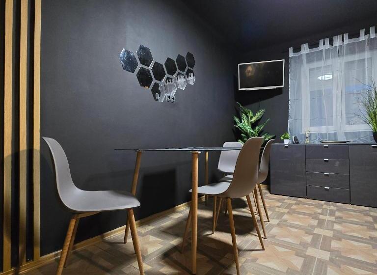 پانسیون La Dragoș Studio 01 Apartament