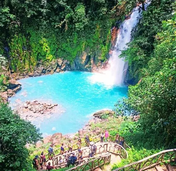 Aamiaismajoitus (B&B) Villa Simone French Ecolodge