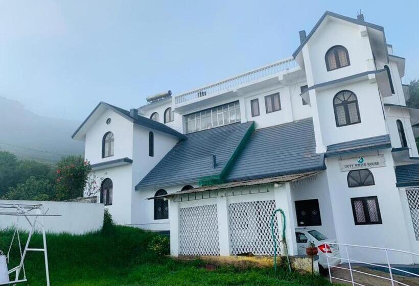 Отель Bob Lesiure