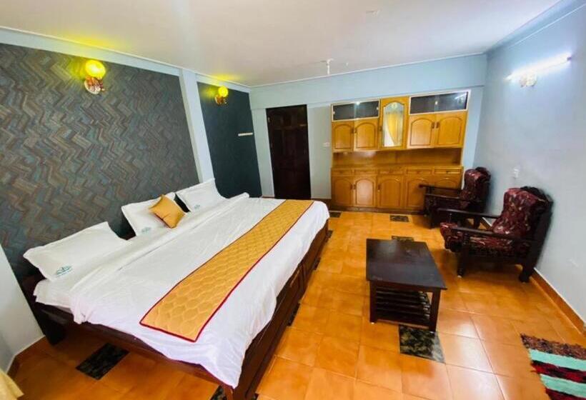 Отель Bob Lesiure