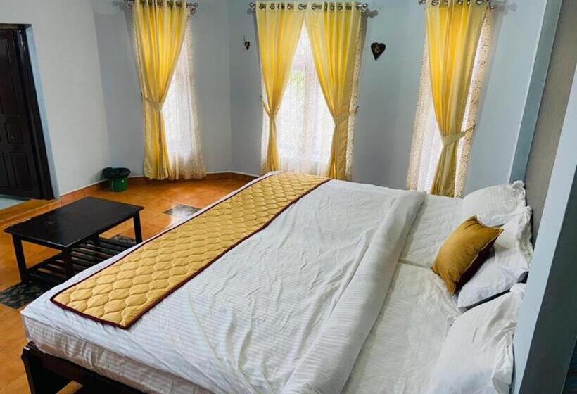 Отель Bob Lesiure