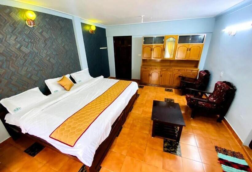 Отель Bob Lesiure