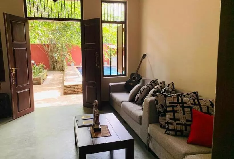 Hotelli Tambaka Villa