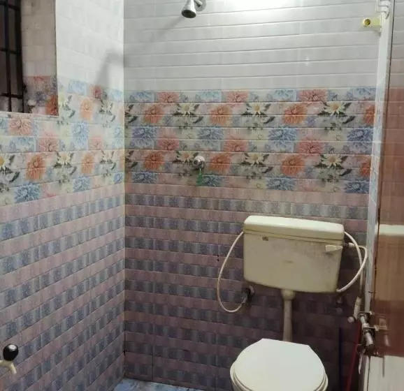 ペンション D Souza Rooms