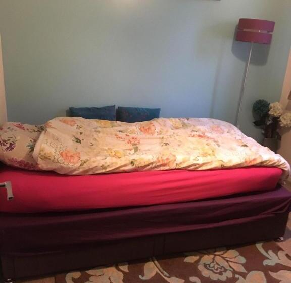 ペンション Hevea Road House