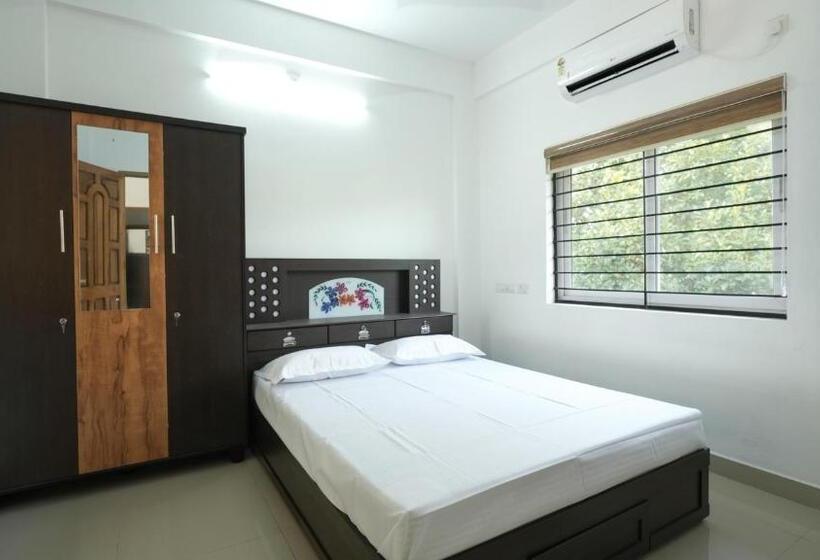 Pensió Medi Home Group