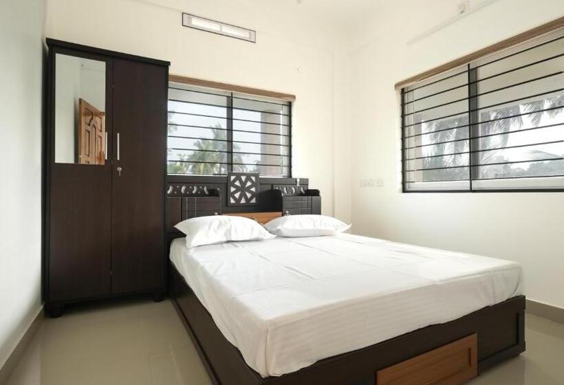 Pensió Medi Home Group