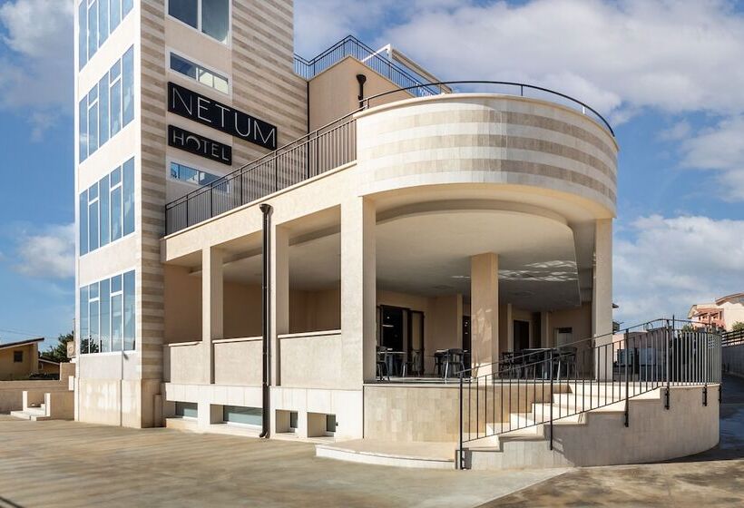 Hotel Netum A Mare