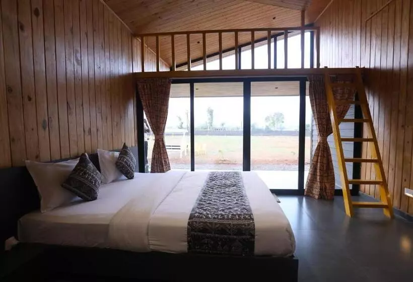 Shreephal Luxurious Resort  Best Resort In Saputara