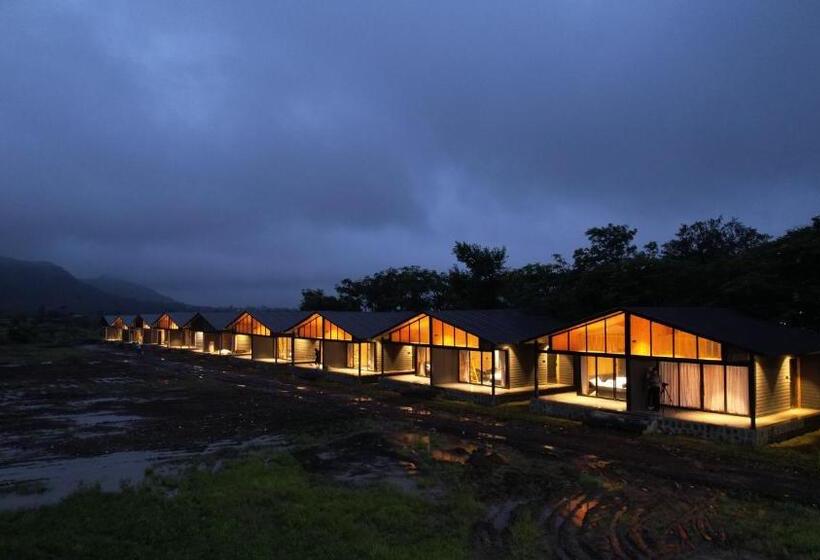 Shreephal Luxurious Resort Best Resort In Saputara