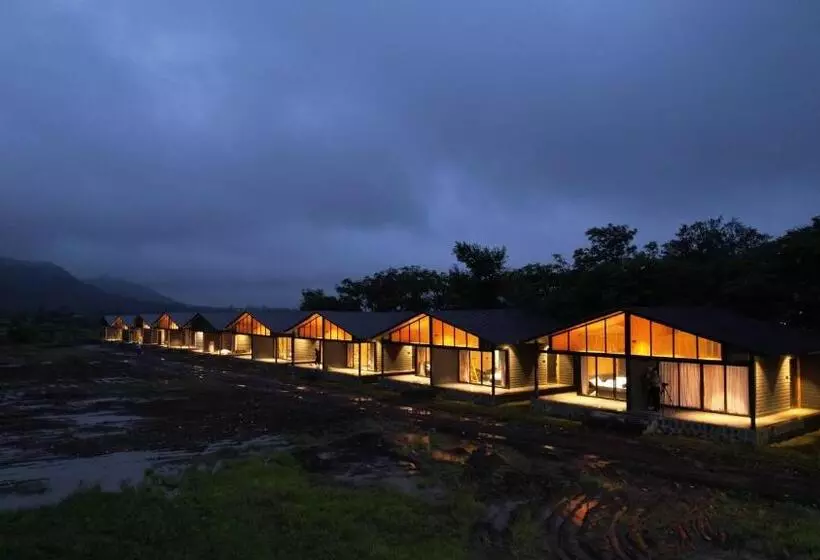 Shreephal Luxurious Resort  Best Resort In Saputara