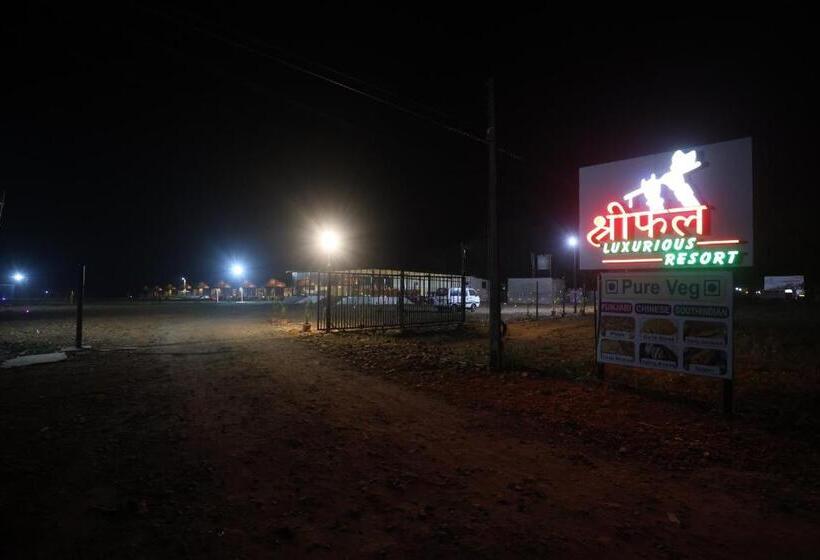 Shreephal Luxurious Resort Best Resort In Saputara