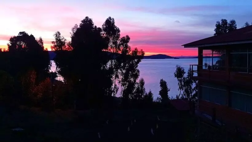 Hotelli Amantani Samary Lodge