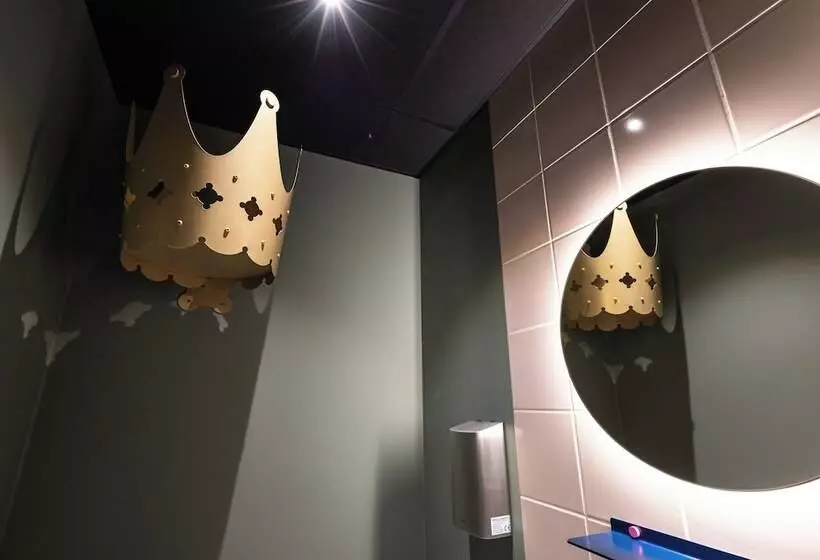 Retkeilymaja Bunks At Rode