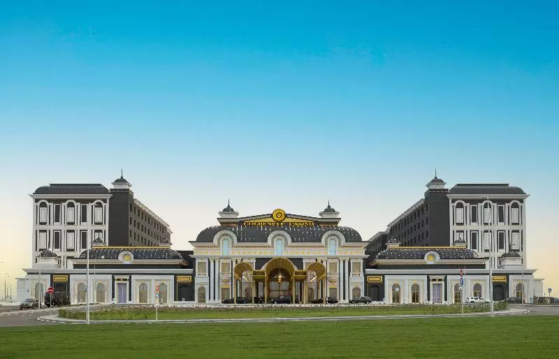 Goldeneye Hotel & Casino