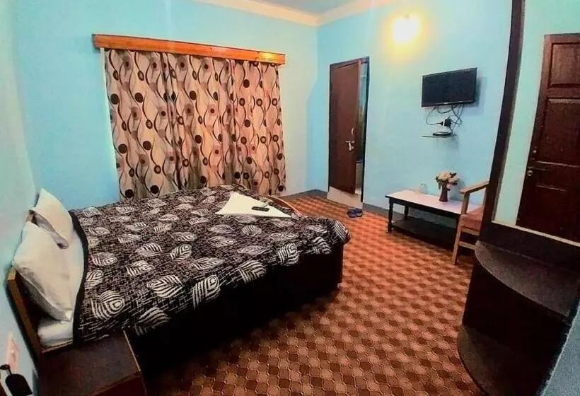 ホテル Sheesha Residency , Srinagar