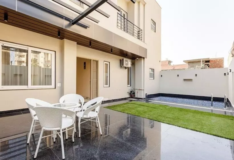 Lime Tree B&b Pari Chowk