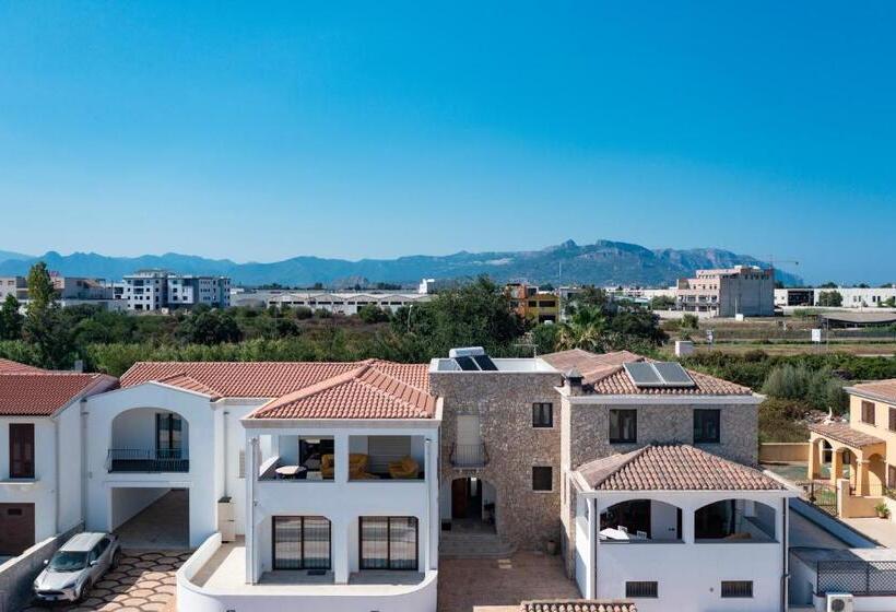 بنسيون Sa Omu Bianca 2