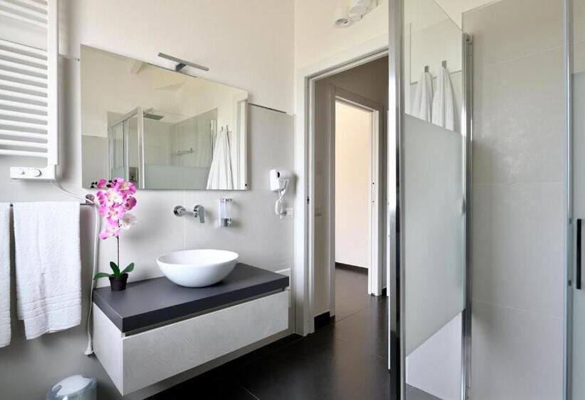 بنسيون Sa Omu Bianca 2