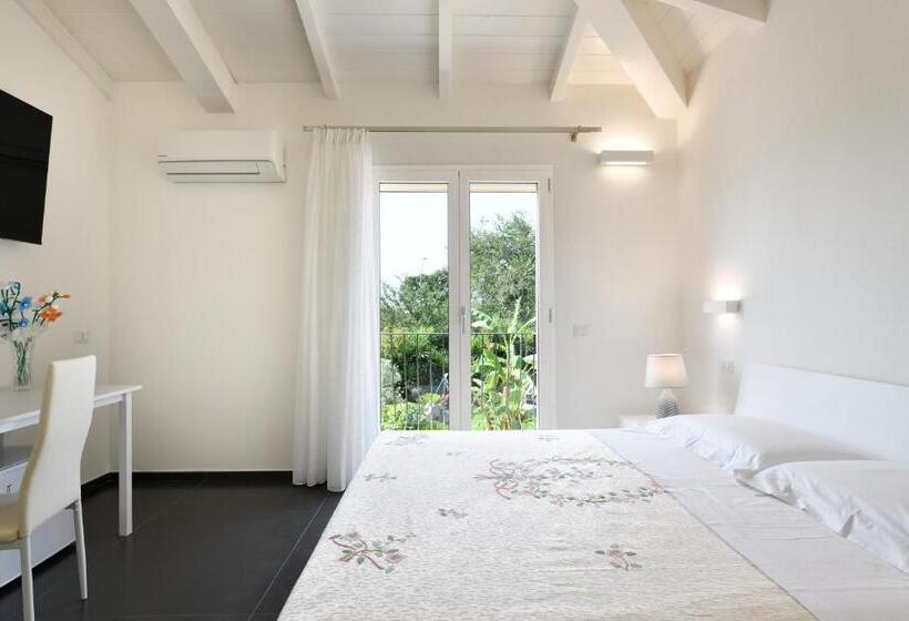 펜션 Sa Omu Bianca 2