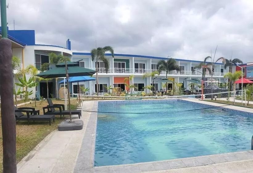 Blue Hotel And Resort