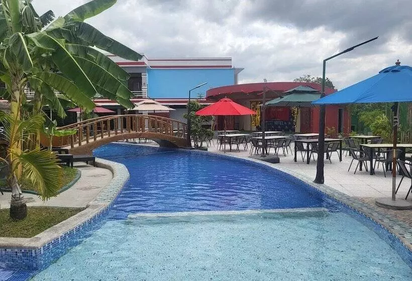 Blue Hotel And Resort