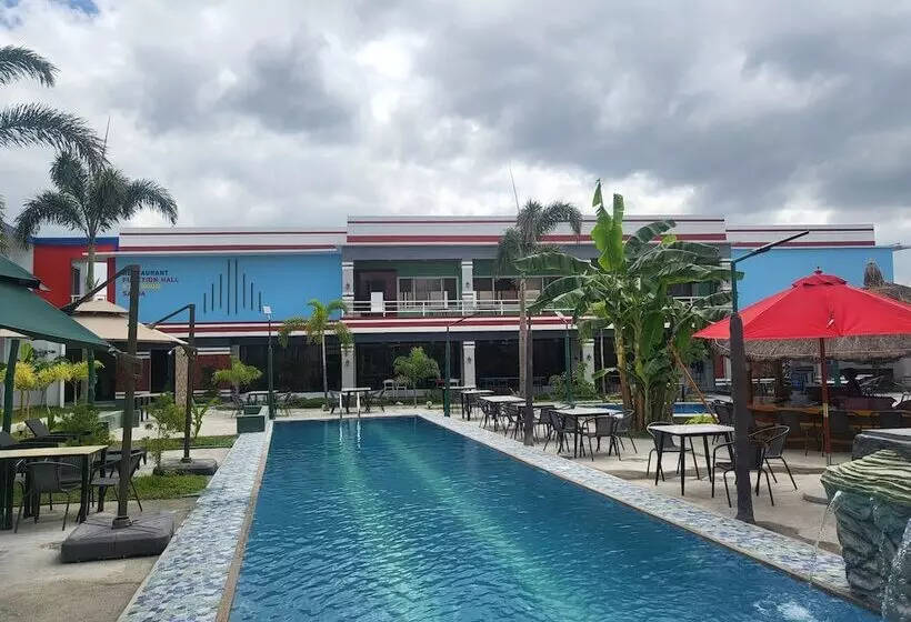 Blue Hotel And Resort