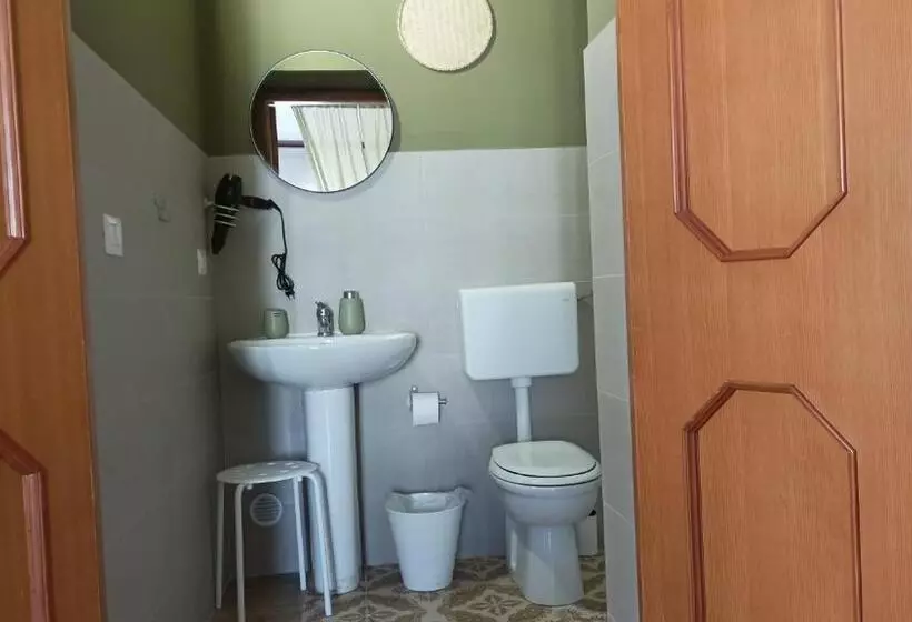 Aamiaismajoitus (B&B) Palazzo Montagna