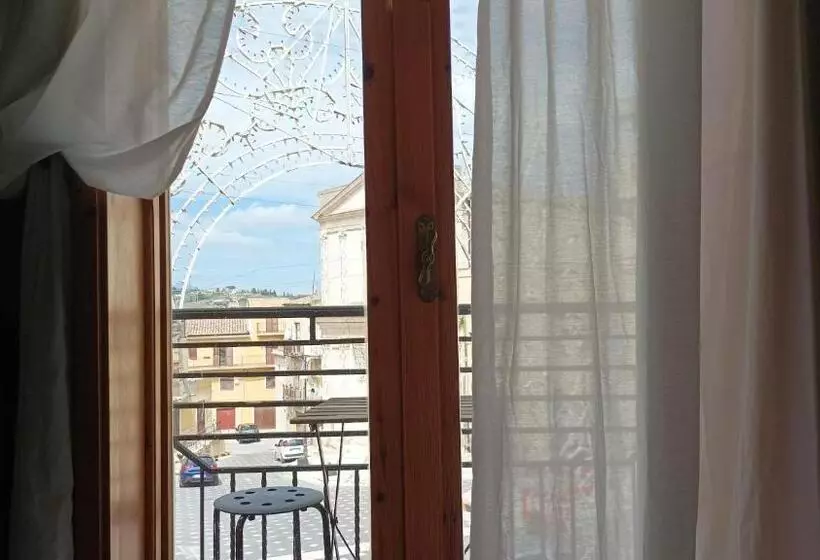 Aamiaismajoitus (B&B) Palazzo Montagna