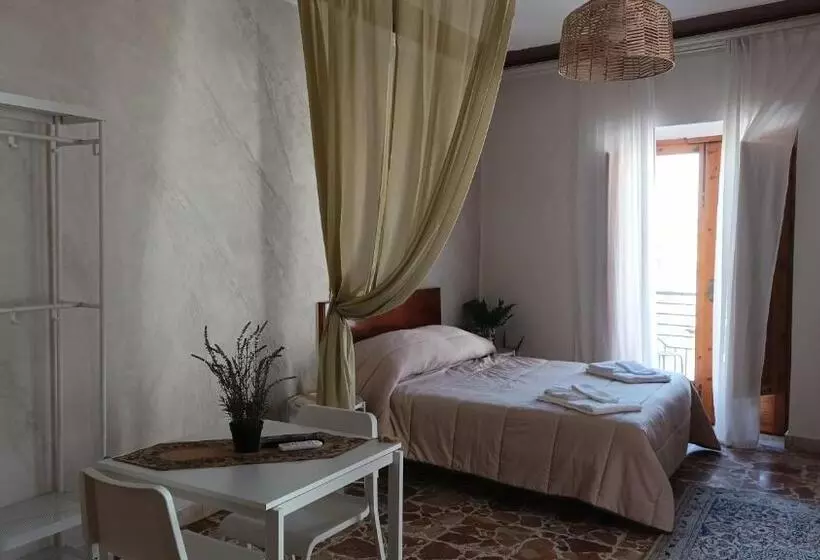 Aamiaismajoitus (B&B) Palazzo Montagna