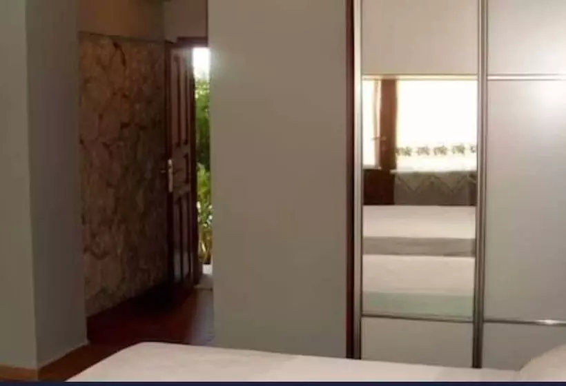 ベッドアンドブレックファースト Nemrut Tarihi