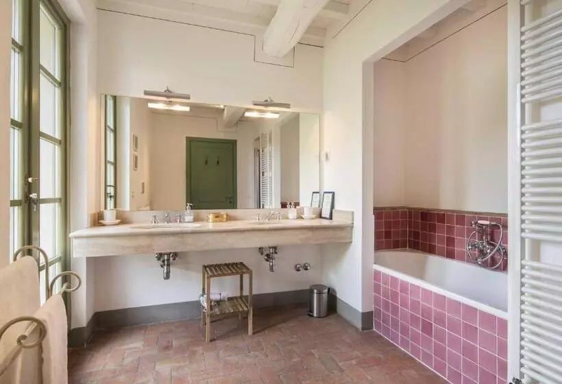 Hotelli Borgo Di Camporsevoli