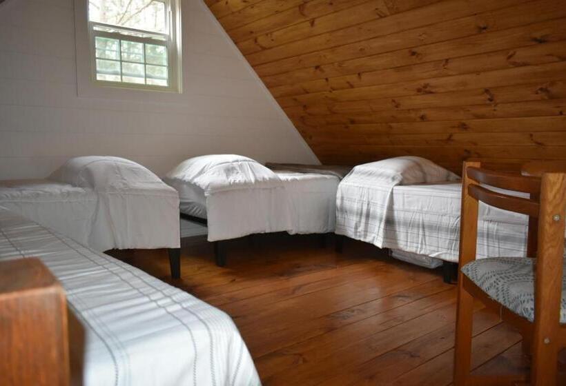 ペンション Luxury Cabin With Fishing Pond Hot Springs