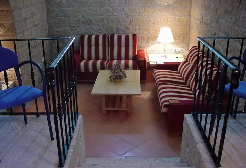 Albergue De Juventud   Hostel