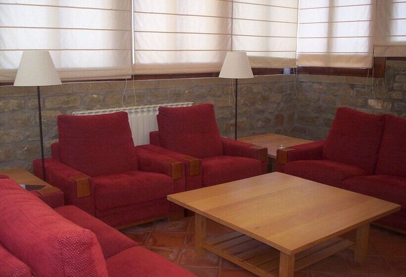 Albergue De Juventud Hostel