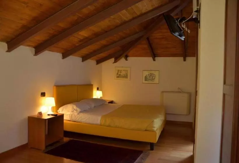 تختخواب و صبحانه Locanda Dal Moccia