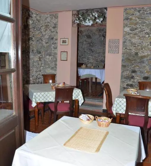 تختخواب و صبحانه Locanda Dal Moccia