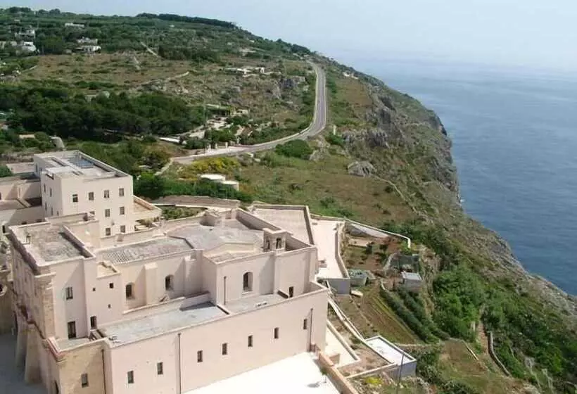 Hotelli Albergo Del Santuario