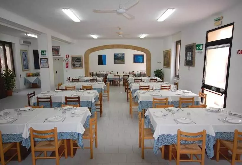 Hotelli Albergo Del Santuario