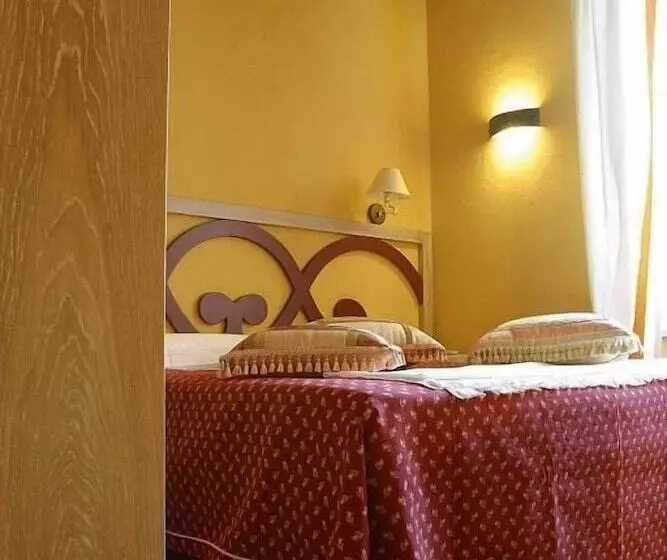 هتل Albergo Morandi