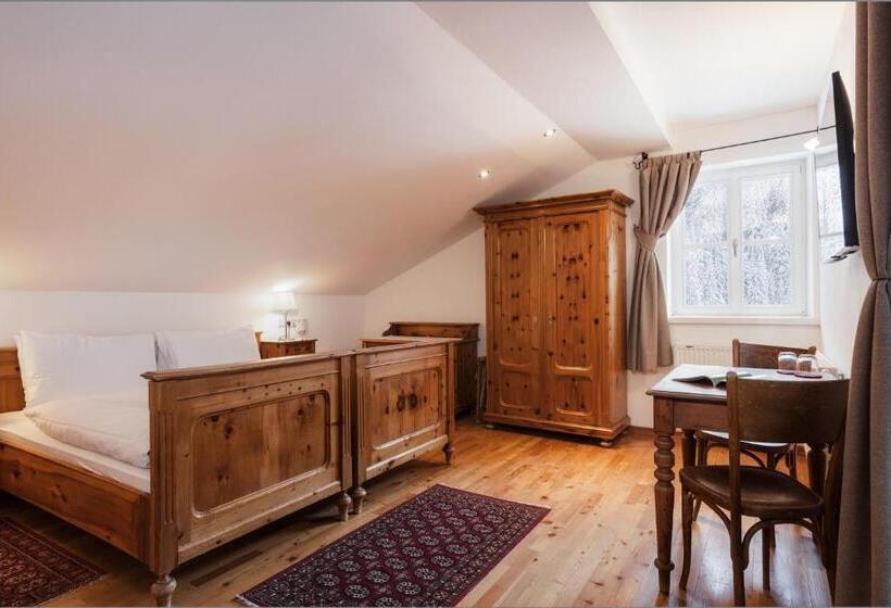 酒店 Dolomitenhof & Chalet Alte Post