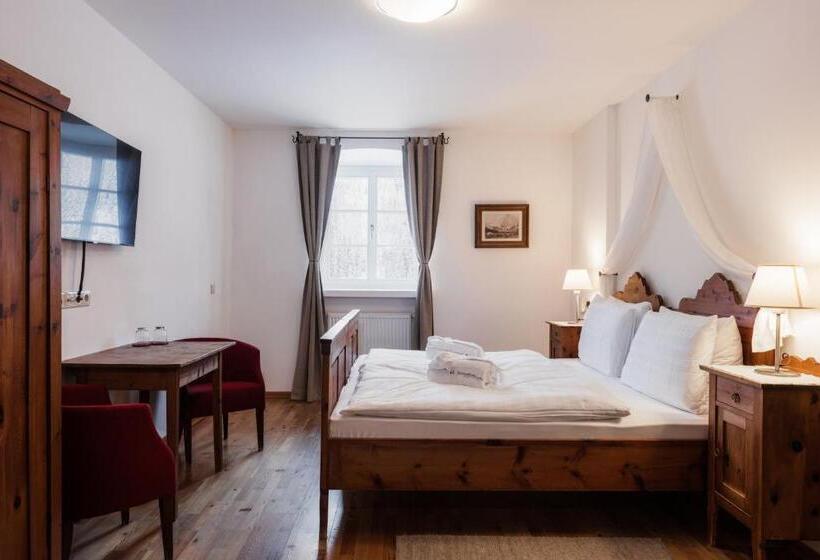 酒店 Dolomitenhof & Chalet Alte Post