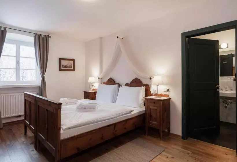 هتل Dolomitenhof & Chalet Alte Post